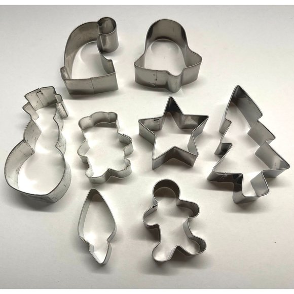 Vintage Christmas Cookie Cutters Lot of 8 Metal Star Bell Hat Snowman Bear Tree - Picture 6 of 13